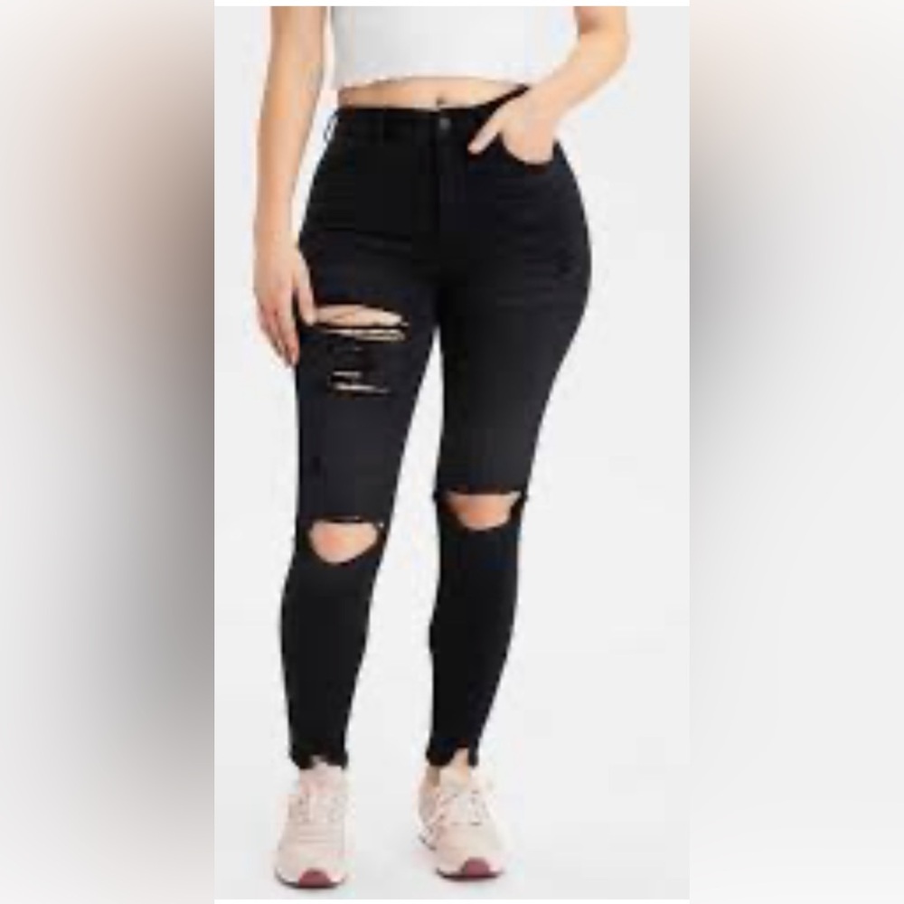 AEO The Dream Jean, Curvy High Rise Jeggings Black, Size 4R, Distressed. ECU!